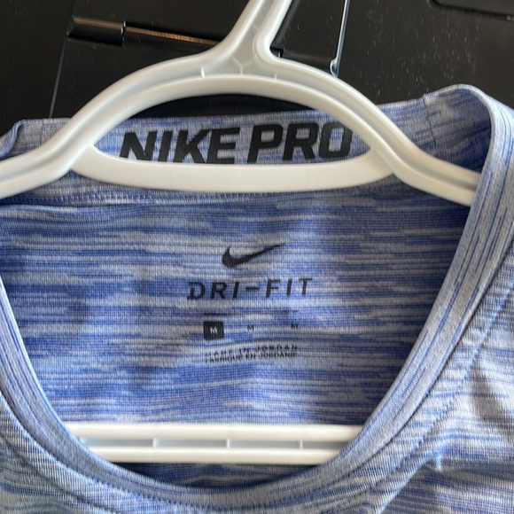 Nike dri fit - Picture 3 of 3